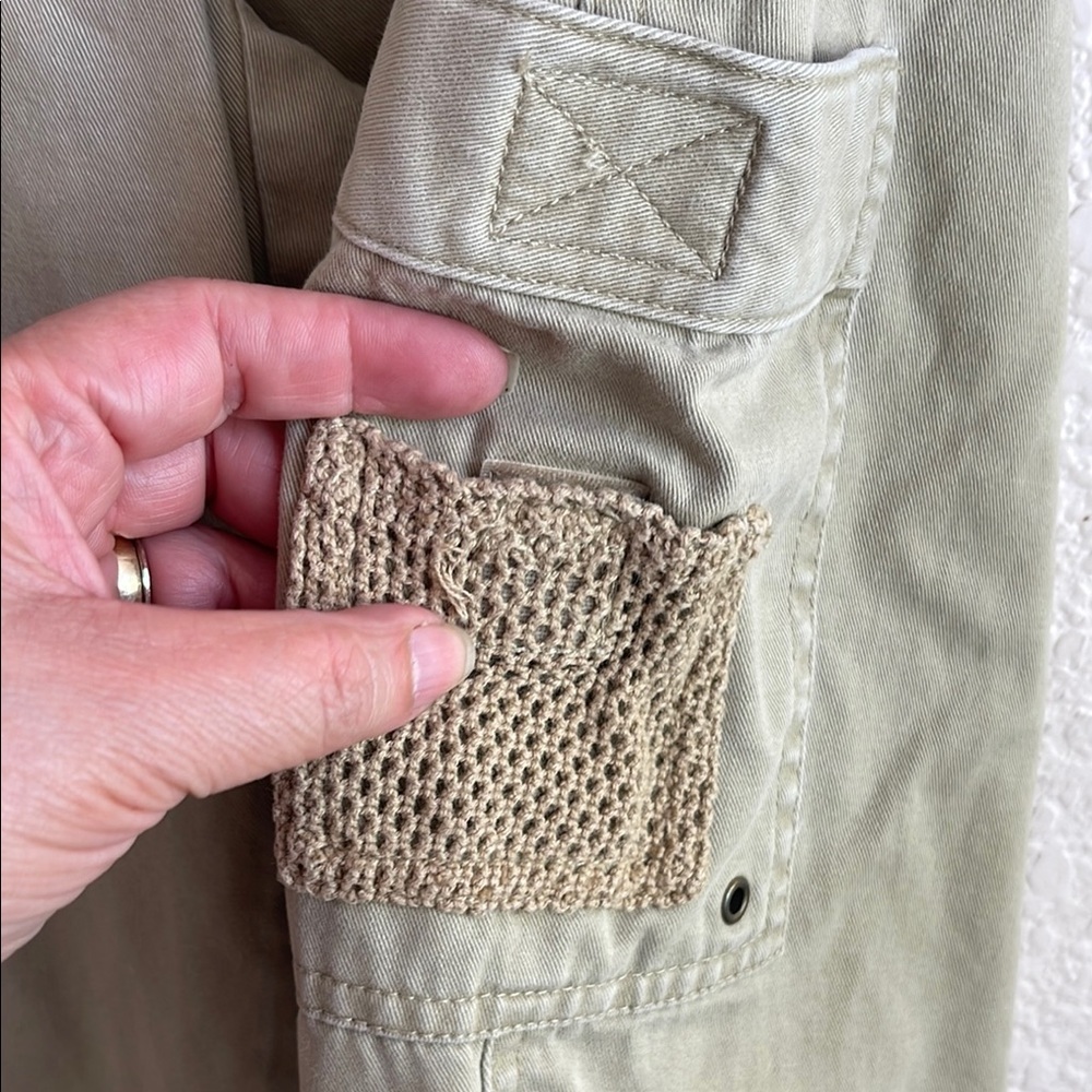 Polo by Ralph Lauren Women's Cotton Cargo Cropped Pants - Olive Green - Picture 5 of 8